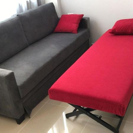 Isramax Apartment Near The Beach. Bat Yam Esterno foto