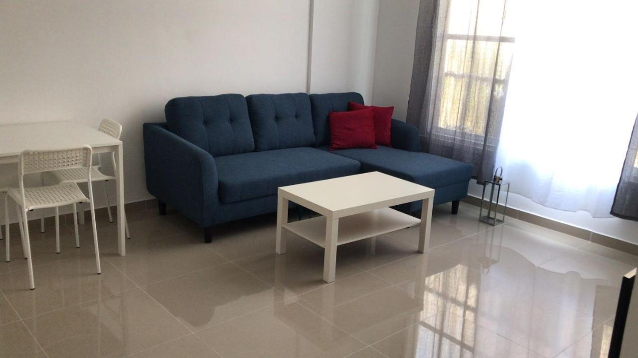 Isramax Apartment Near The Beach. Bat Yam Esterno foto